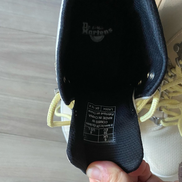 Dr Martens boots size 10 - Picture 5 of 5